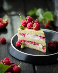 Tarta Fría de Maracuyá y Crema de Coco (Sin Azúcar, Sin Culpa)